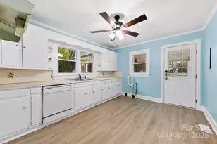 2300 Linwood Rd, Gastonia, NC 28052 - Photo 9