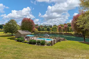 355 Johnson Dr, Canton, NC 28716 - Photo 3