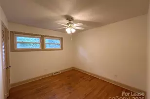 1431 Woodhill Dr, Charlotte, NC 28205 - Photo 13