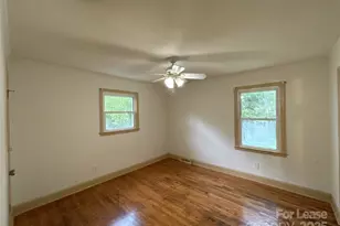 1431 Woodhill Dr, Charlotte, NC 28205 - Photo 9