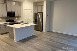 4113 Summit Woods Dr, Charlotte, NC 28216 - Photo 5