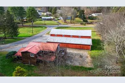 1137 Saunders Road, Franklin, NC 28734 - Photo 7