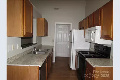 3523 Tracy Glenn Court, Charlotte, NC 28269 - Photo 3