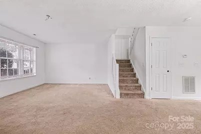 5672 Prescott Court, Charlotte, NC 28269 - Photo 5