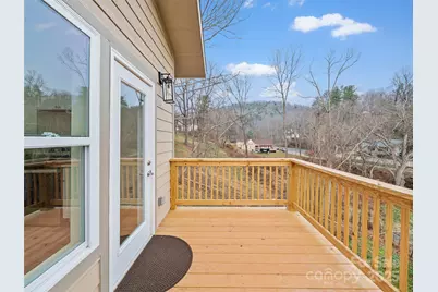 48 Phillips Lane, Spruce Pine, NC 28777 - Photo 17