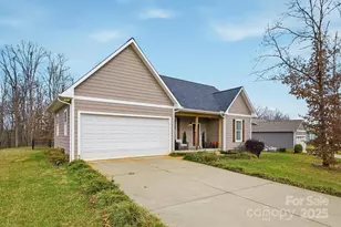 4396 Belmont Dr, Morganton, NC 28655 - Photo 3