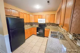 2603 Bob White Cir, Wingate, NC 28174 - Photo 7