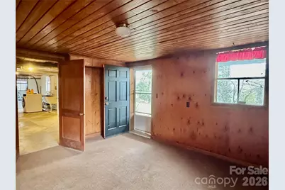 1003 Pennton Avenue SW, Lenoir, NC 28645 - Photo 23