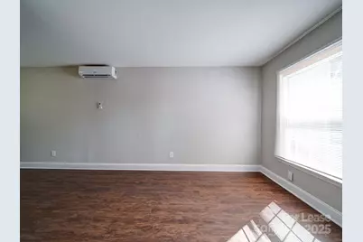 321 S Gardner Avenue #6, Charlotte, NC 28208 - Photo 5