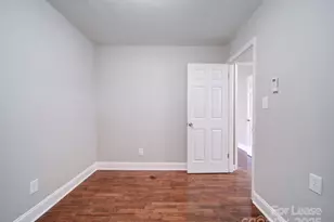 321 S Gardner Ave, Charlotte, NC 28208 - Photo 25