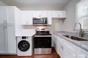 321 S Gardner Ave, Charlotte, NC 28208 - Photo 15