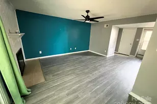 9427 S Vicksburg Ct, Charlotte, NC 28210 - Photo 9