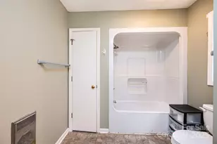 3250 15th St NE, Hickory, NC 28601 - Photo 25