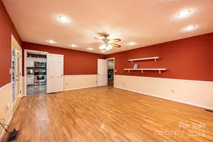 3250 15th St NE, Hickory, NC 28601 - Photo 11