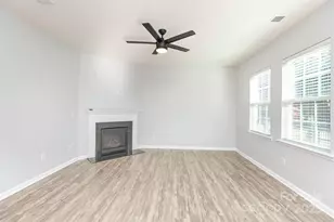 15947 Harbor Hill Dr, Charlotte, NC 28273 - Photo 5