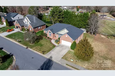 1769 31st Avenue Lane NE, Hickory, NC 28601 - Photo 35