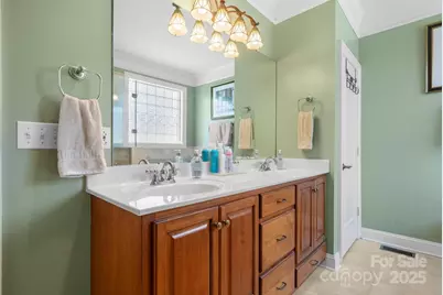 1769 31st Avenue Lane NE, Hickory, NC 28601 - Photo 17