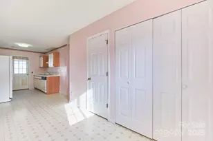 2625 Stratford Lake Rd, Winston Salem, NC 27103 - Photo 15