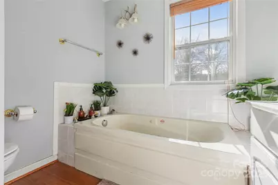 333 Oakview Park Road, Asheville, NC 28803 - Photo 17