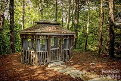 2736 White Oak Flats Road, Green Mountain, NC 28740 - Photo 31