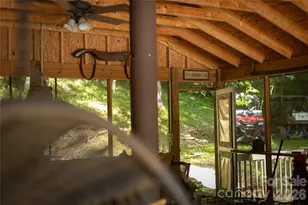 2736 White Oak Flats Rd, Green Mountain, NC 28740 - Photo 43