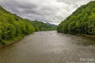 2736 White Oak Flats Rd, Green Mountain, NC 28740 - Photo 3