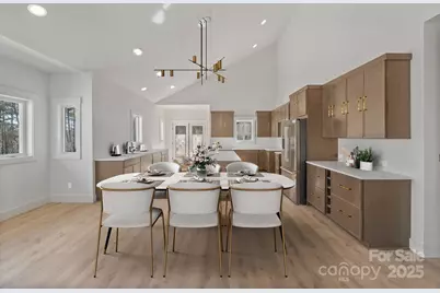 5733 Selkirk Drive, Hickory, NC 28601 - Photo 3