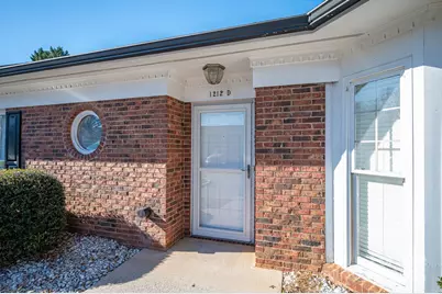 1212 E Franklin Boulevard #D, Gastonia, NC 28054 - Photo 5