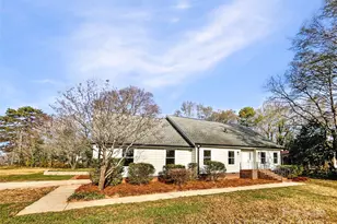 2400 Amity Ave, Gastonia, NC 28054 - Photo 7