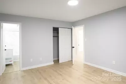 2025 Tyvola Road, Charlotte, NC 28210 - Photo 9