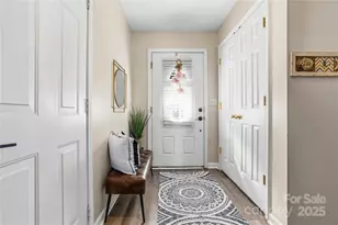 101 Rock Ridge Ln, Mount Holly, NC 28120 - Photo 3