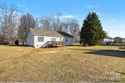 105 3rd Avenue NW, Hildebran, NC 28637 - Photo 23