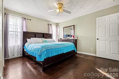 105 3rd Avenue NW, Hildebran, NC 28637 - Photo 17