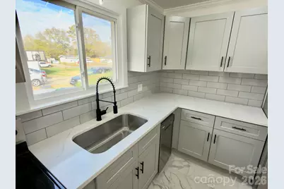 1033 Tracy Drive, Charlotte, NC 28217 - Photo 7