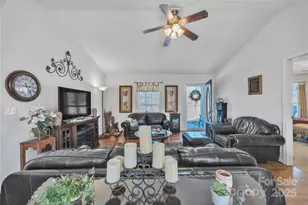 57 Riverview Rd, Taylorsville, NC 28681 - Photo 9