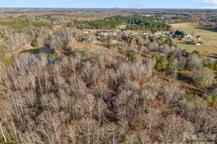 1895 Templeton Rd, Clover, SC 29710 - Photo 7