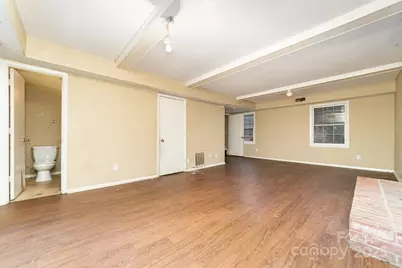 7126 Covecreek Drive, Charlotte, NC 28215 - Photo 9