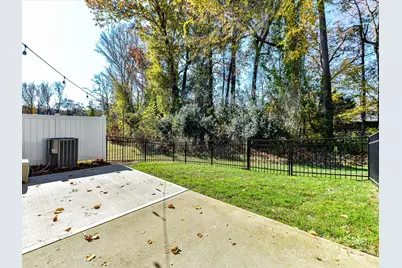 2568 Royal York Avenue, Charlotte, NC 28210 - Photo 31