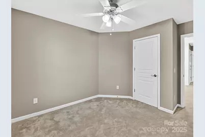 2568 Royal York Avenue, Charlotte, NC 28210 - Photo 25