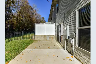 2568 Royal York Avenue, Charlotte, NC 28210 - Photo 29