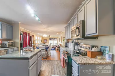 70 Peaceful View Trail, Hendersonville, NC 28792 - Photo 11