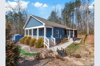 83 Moss Hill Drive, Hendersonville, NC 28792 - Photo 3