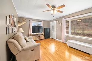 287 Newdale Church Rd, Burnsville, NC 28714 - Photo 3