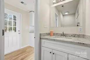 1015 W 6th Ave B Ave, Gastonia, NC 28052 - Photo 15