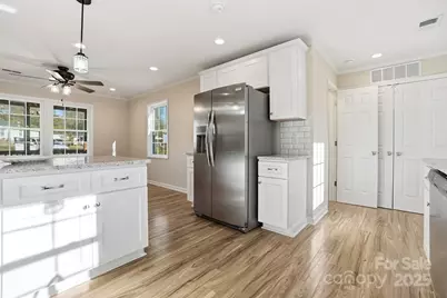 1015 W 6th Avenue B Avenue, Gastonia, NC 28052 - Photo 13