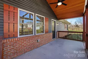 1015 W 6th Ave B Ave, Gastonia, NC 28052 - Photo 3