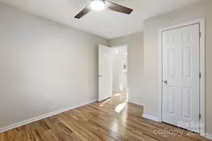 1015 W 6th Ave B Ave, Gastonia, NC 28052 - Photo 27