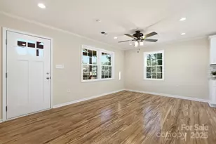 1015 W 6th Ave B Ave, Gastonia, NC 28052 - Photo 5