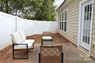 6305 Morningview Ct, Charlotte, NC 28269 - Photo 19