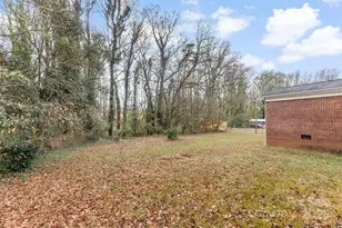 746 Vale St, Shelby, NC 28150 - Photo 23